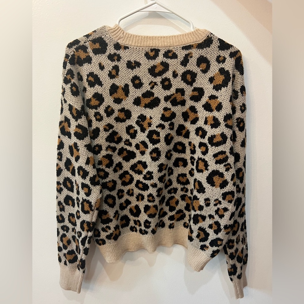 Knox Rose leopard print sweater!!!😍😍 - Picture 2 of 3